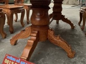 Bộ bàn ăn bầu dục 6 ghế gỗ gõ đỏ mặt ván 3cm (Chị Linh, Lạng Sơn) 11 Chân bàn ăn gỗ Gõ đỏ 6 ghế mặt ván 3cm