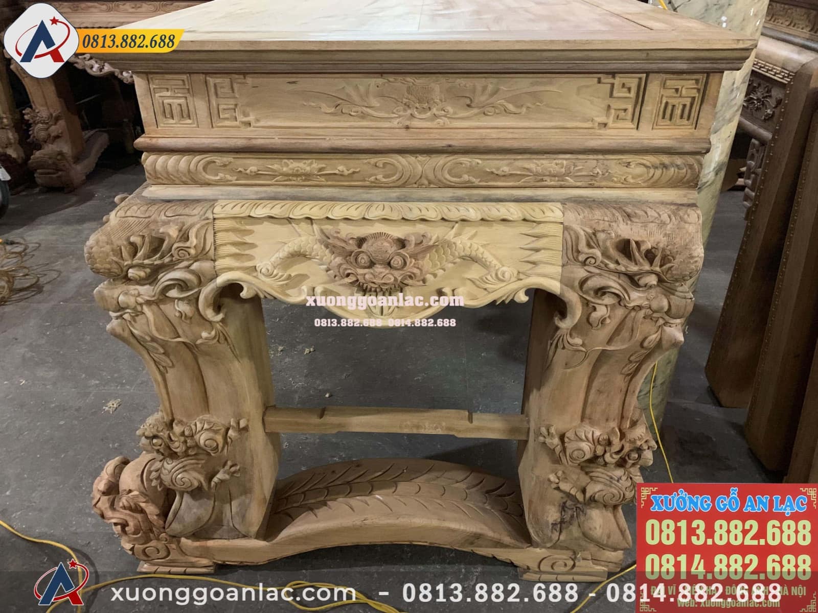 Sập Thờ Tứ Linh Chân 24 gỗ gụ đục tay 9 CHI TIẾT BÊN PHẢI SẬP THỜ TỨ LINH CHÂN 24 GỖ GỤ – MỘC