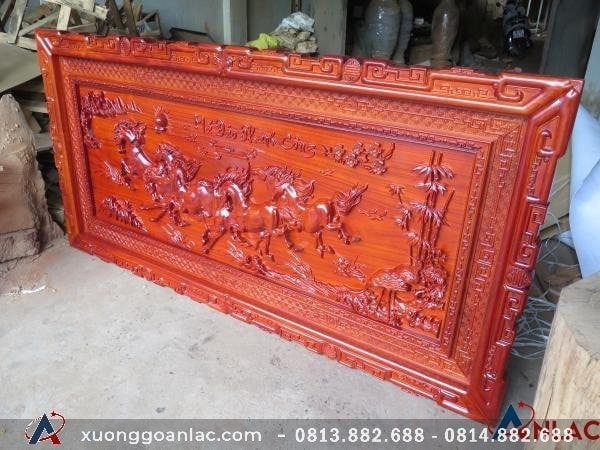 Tranh Mã Đáo Thành Công gỗ hương đỏ 107x217x5 4 Tranh mã đáo thành công hương nam phi 107cm nhìn nghiêng