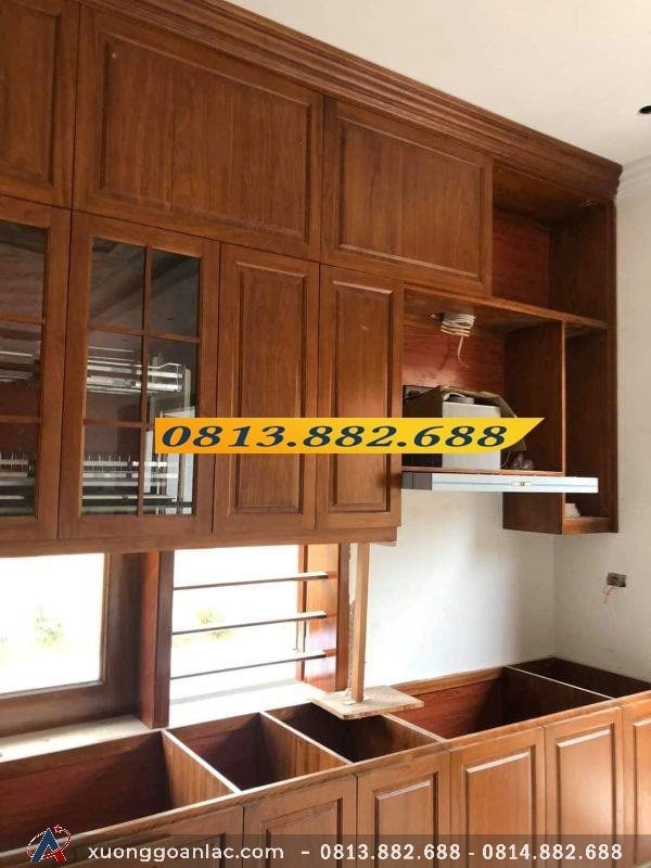 Tủ bếp gỗ gõ đỏ 20 Phần trên Tủ bếp gỗ gõ đỏ ở Bắc Ninh