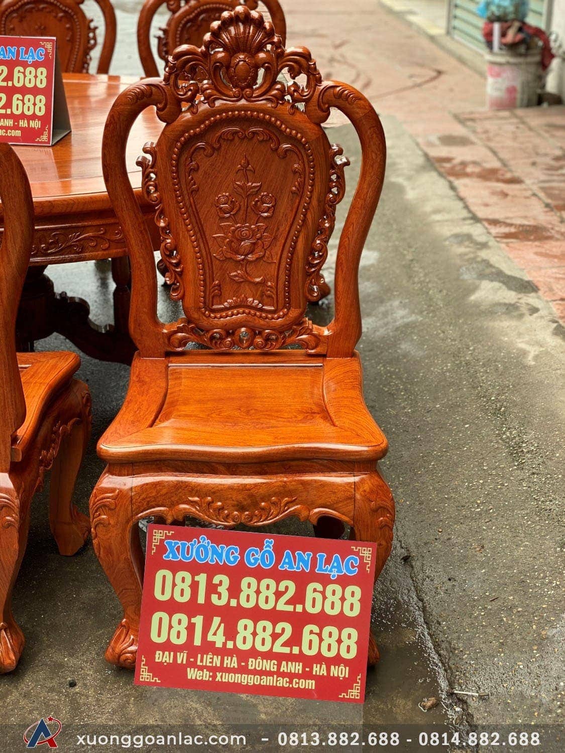 Bộ bàn ăn tròn 8 ghế gỗ hương đá sang trọng 8 Mẫu ghế ăn đục hoa hồng cao cấp