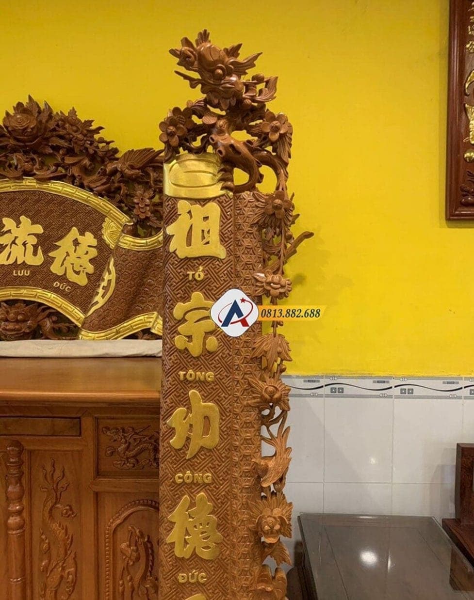 Bộ hoành phi câu đối Lân Phụng Mai gỗ gõ đỏ 24 Đỉnh hoảnh phi điêu khắc hình Lân cách điệu từ hoa mai