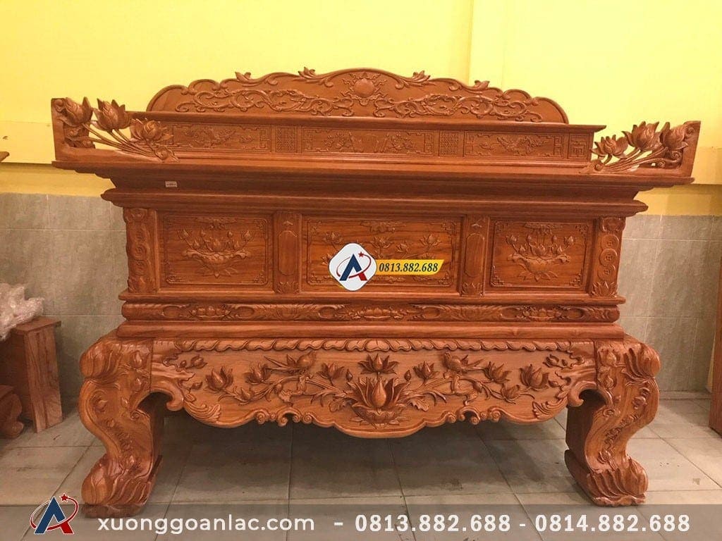 Sập thờ hoa sen gỗ gõ đỏ chân 24cm 23 Mặt trước cảu sập thờ hoa sen gỗ gõ đỏ chân 24cm