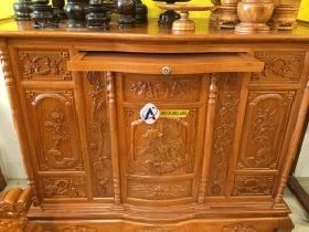Tủ thờ hoa sen gỗ gõ đỏ cao cấp 8 Mặt ngăn kéo của từ thờ giúp tăng thêm diện tích để đồ thờ