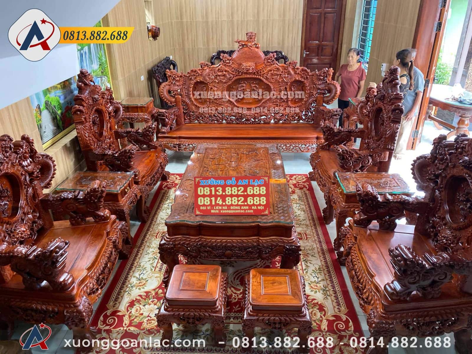 Kinh nghiệm lựa chọn bàn ghế phòng khách phù hợp với nhu cầu 11 Phối cảnh phòng khách nhà bác Toàn với bộ rồng đỉnh