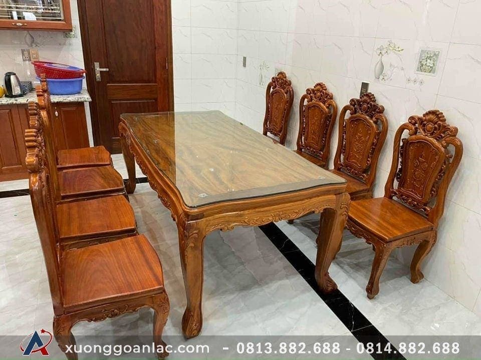 Bàn ăn gỗ gõ đỏ 8 ghế hoa hồng giao anh Tiên ở Đà Nẵng 8 Bộ bàn ăn 8 ghế hoa hồng giao anh Tiên ở Đà Nẵng