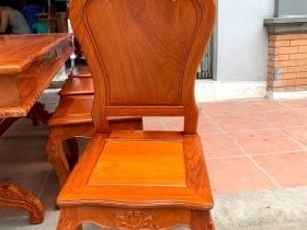 Bộ bàn ăn 8 ghế gỗ gõ đỏ mẫu đục hoa lá tây đẹp 5 Ghế ăn thiết kế theo phong cách châu Âu