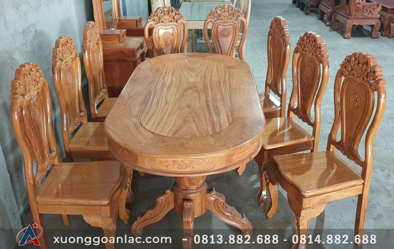 Bàn ăn 8 ghế gỗ Gõ Đỏ vách Lá Tây mặt tràn bầu dục - cô Oanh (Hà Nội) 1 Bàn ăn 8 ghế gỗ Gõ Đỏ vách Lá Tây mặt tràn bầu dục - cô Oanh (HN)