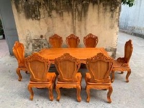 Bộ bàn ghế ăn mẫu Louis gỗ gõ đỏ 8 ghế - Cô Hiền, Hải Dương 4 Bàn ghế ăn Luis hoàng gia 8 ghế