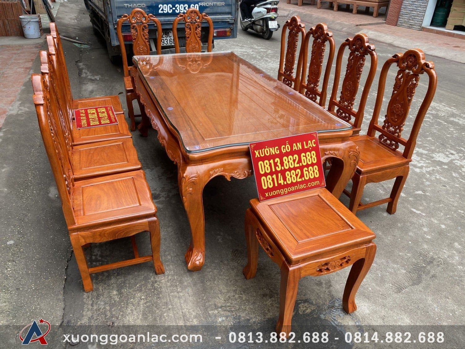 Bộ bàn ghế ăn 10 ghế mẫu Louis Hoa Hồng gỗ Gõ Đỏ (Anh Định, Thái Bình) 13 Bộ sản phẩm được làm thêm 1 đôn cơm tiện dụng