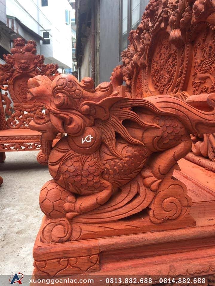Cách đánh giá chất lượng đồ nội thất gỗ cao cấp trước khi mua 5 Cận cảnh chạm rồng bộ bàn ghếquốc nghê phong thuỷ