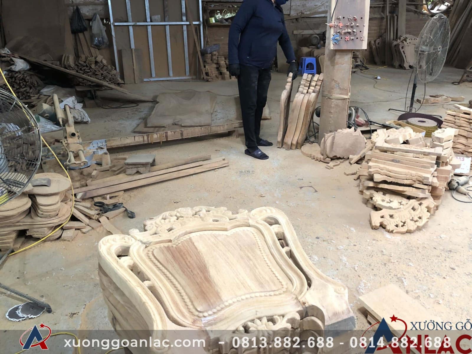 Ghế ăn hoa lá tây gỗ gõ đỏ hàng thường 12 Gia công tựa ghế ăn