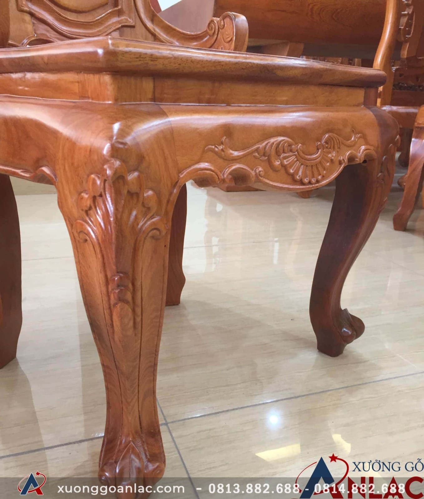 Cách đánh giá chất lượng đồ nội thất gỗ cao cấp trước khi mua 3 Yếm và chân trước ghế ăn có tay