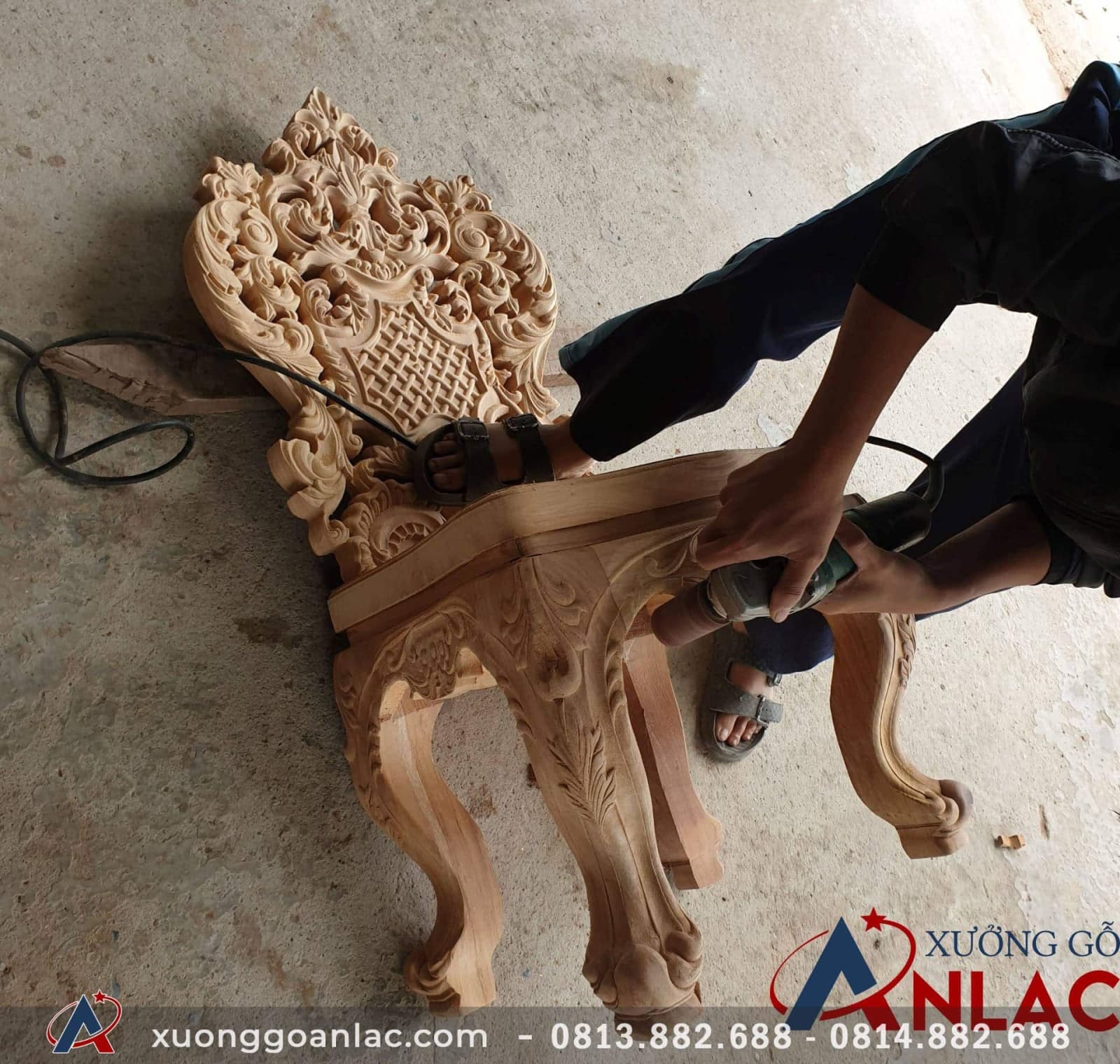 Ghế ăn louis hoàng gia tựa cong đục thủ công tinh xảo 31 Gia công chiếc ghế ăn louis