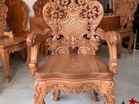 Ghế ăn hoàng gia tựa cong có tay