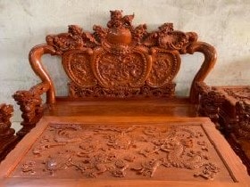 Bàn dài bộ Nghê đỉnh được chạm trổ siêu tinh tế