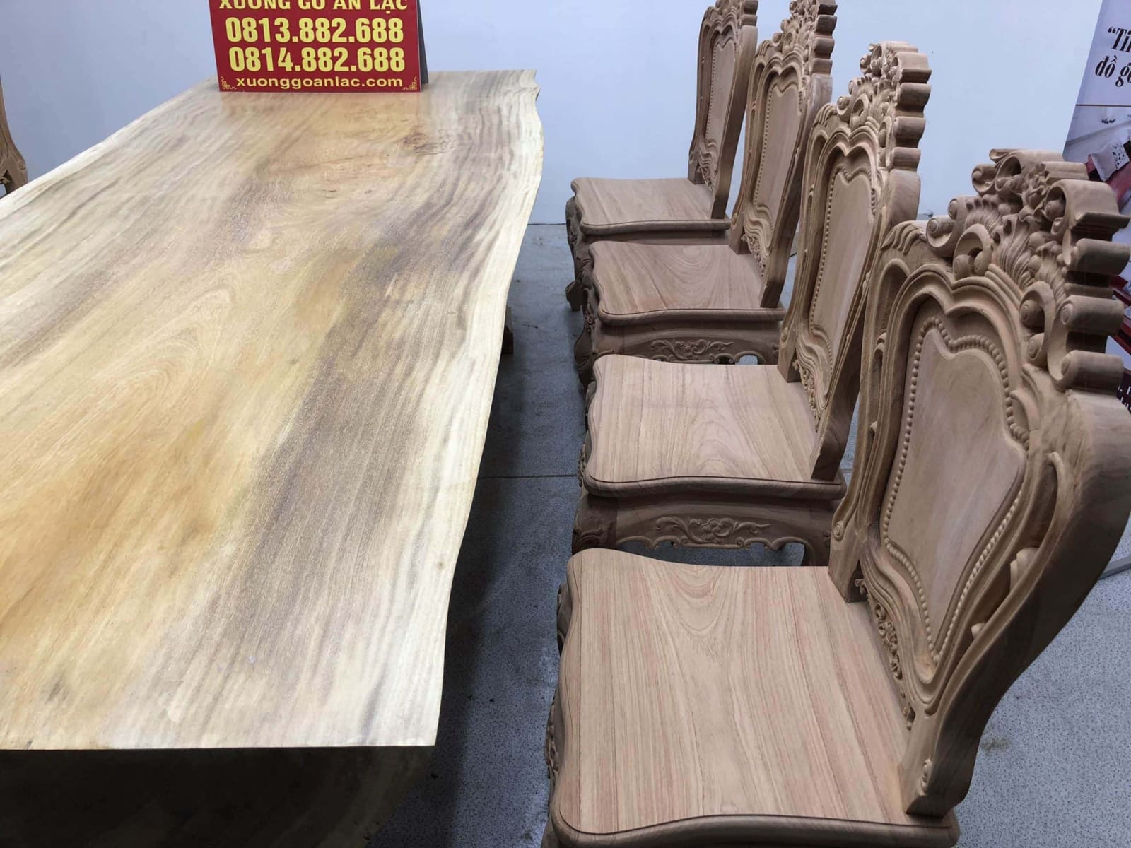 Bộ bàn ăn gỗ cẩm hồng nguyên khối 8 ghế louis tựa cong (Cô Trang, Phú Thọ) 6 bàn ăn gỗ cẩm hồng đẹp