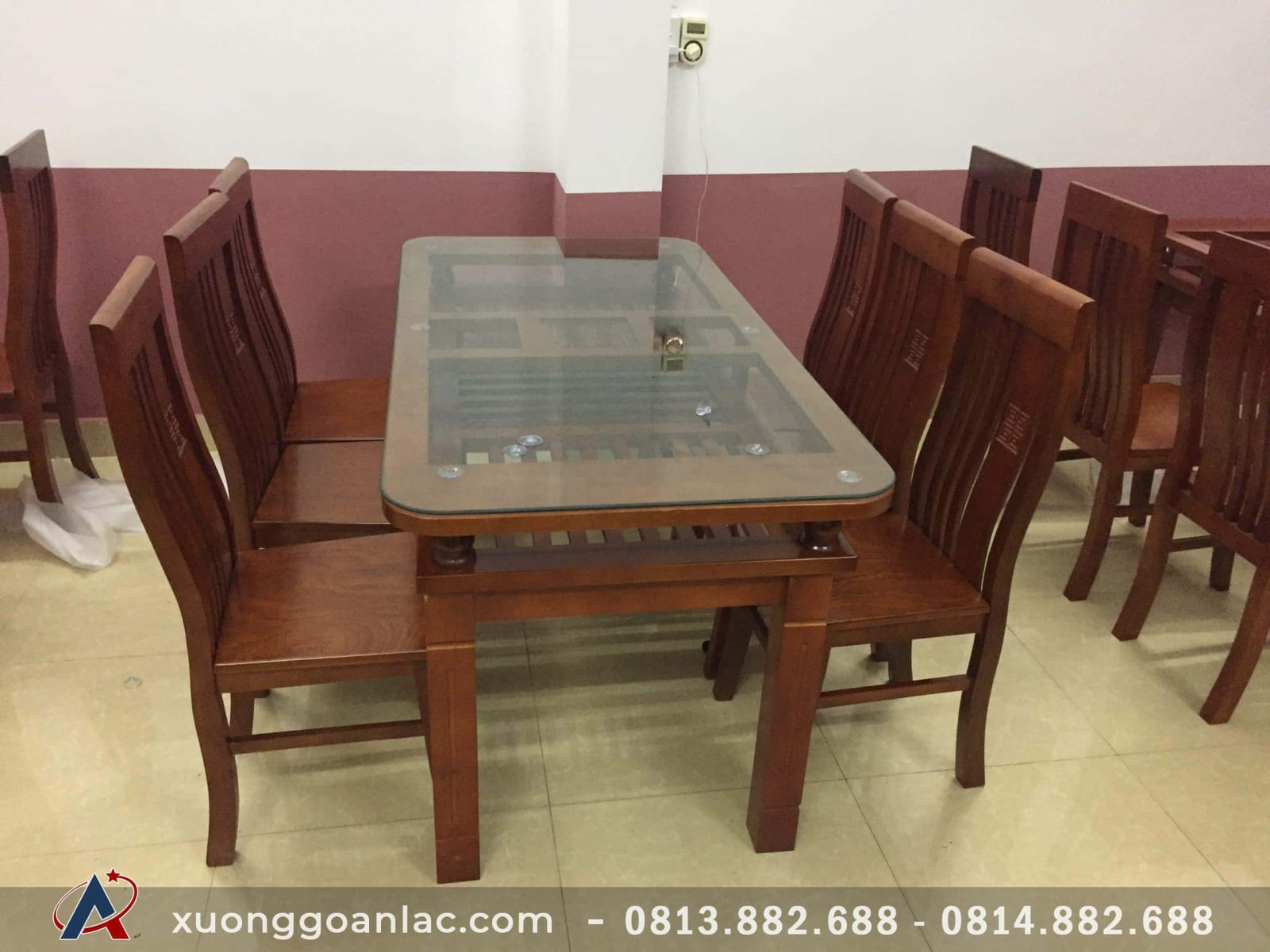 Bộ bàn ăn 2 tầng 6 ghế gỗ xoan hàng đặt của Nhà hàng Nam Phương (Điện Biên) 22 Bộ bàn ăn 2 tầng 6 ghế gỗ xoan hàng đặt của Nhà hàng Nam Phương (Điện Biên)