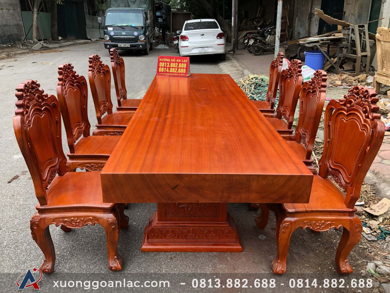 Bộ bàn ăn nguyên khối 8 ghế louis đục 1 mặt gỗ gõ đỏ (Anh Nhật, Lạng Sơn) 10 bộ bàn ăn nguyên khối 8 ghế gõ đỏ