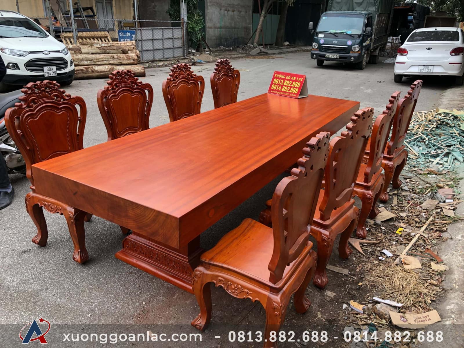 Bộ bàn ăn nguyên khối 8 ghế louis đục 1 mặt gỗ gõ đỏ (Anh Nhật, Lạng Sơn) 11 bàn ghế ăn gỗ gõ đỏ