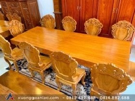 Bộ bàn ăn nguyên khối gỗ gõ đỏ 10 ghế đục hoa lá tây (Chú Giang, Ninh Bình) 7 Bàn ăn nguyên tấm làm bằng gỗ gõ đỏ vân siêu đẹp, độ bền vĩnh cửu.