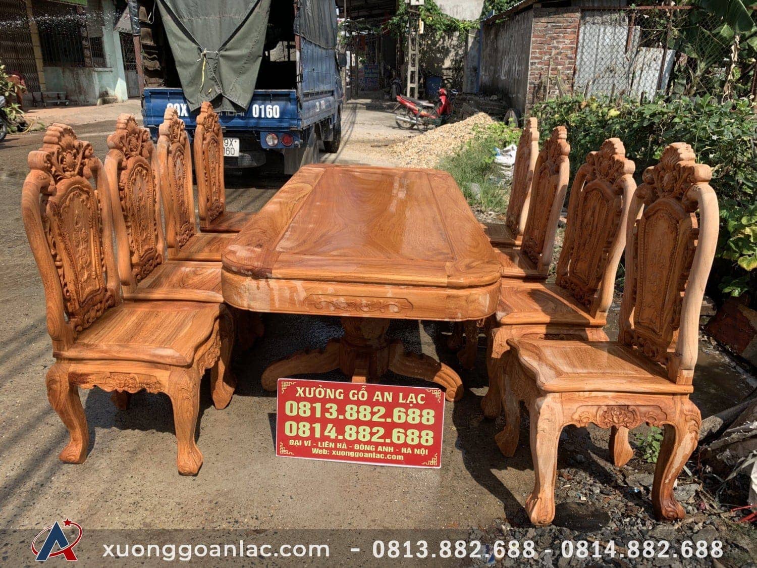 Bộ bàn ghế ăn mẫu Louis hoa hồng gỗ gõ 8 ghế (Chị Huyền, TP Huế) 12 Ghế ăn Hoàng Gia Luis kết hợp vách chạm hoa hồng sắc nét