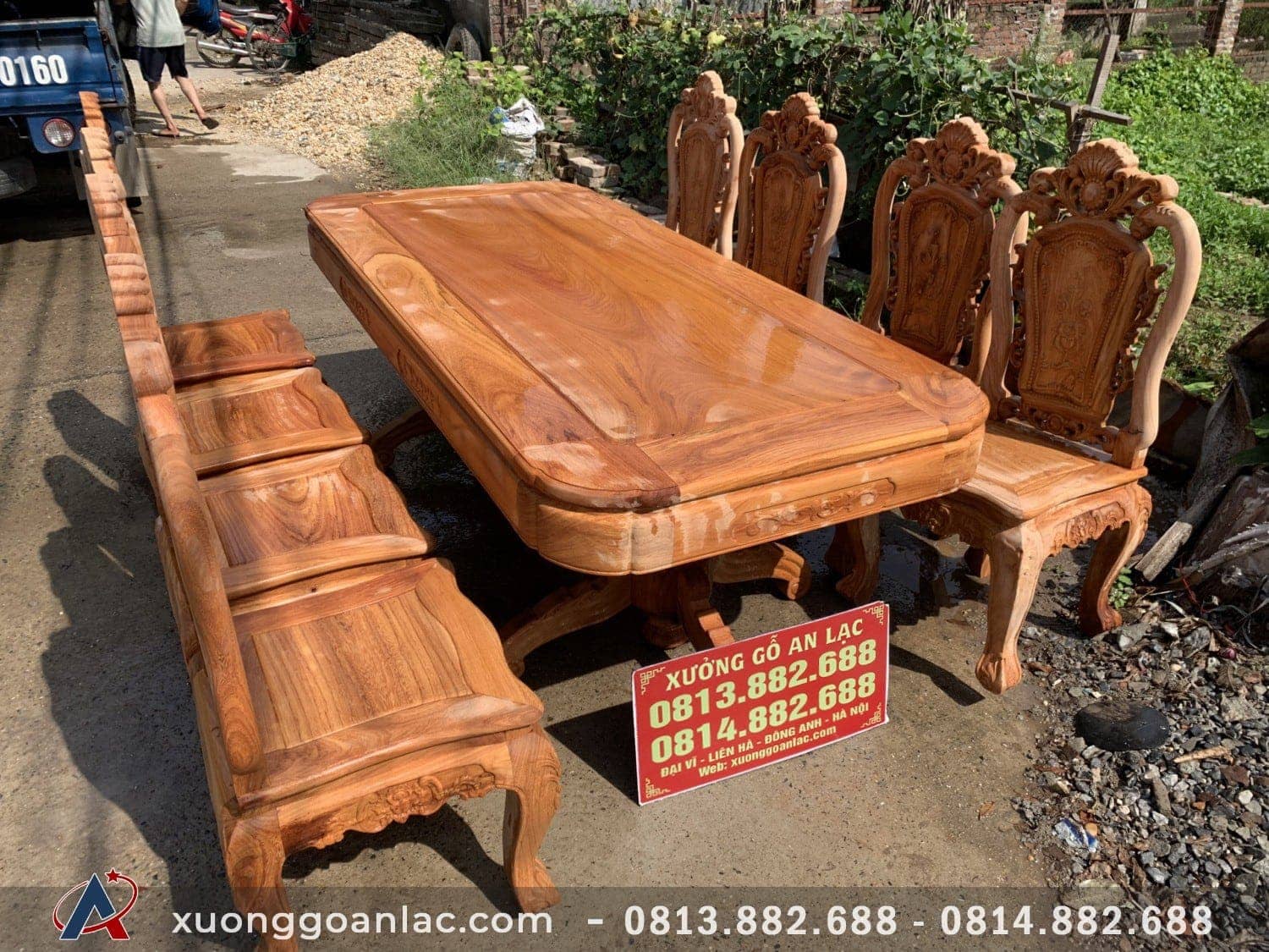 Bộ bàn ghế ăn mẫu Louis hoa hồng gỗ gõ 8 ghế (Chị Huyền, TP Huế) 11 Bàn chữ nhật 97 x 167cm nguyên vân đóng khuôn tranh