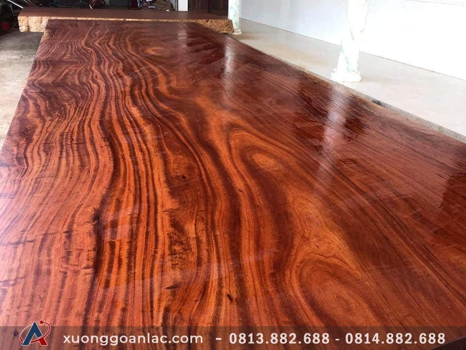 Phản gỗ nguyên khối – thú chơi xa xỉ chỉ dành cho đại gia Việt 4 Vân phản nguyên khối tự nhiên cực đẹp