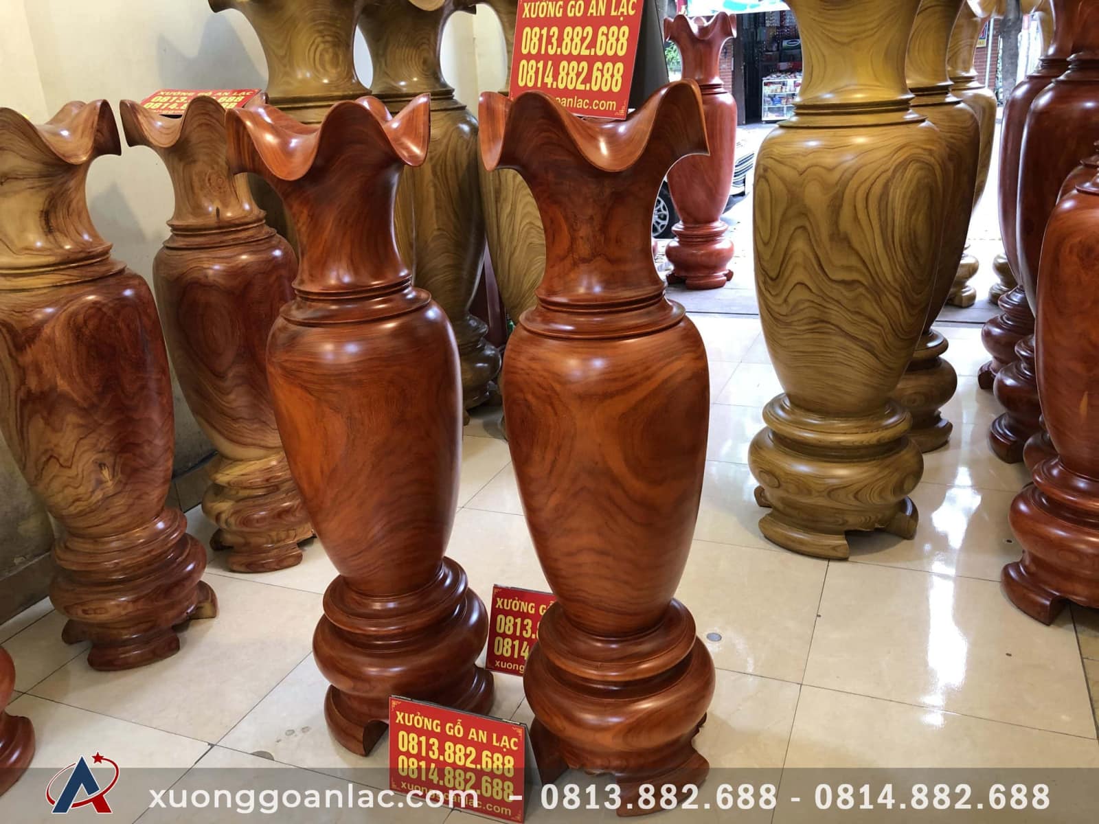 Lục bình 1m4x38cm gỗ Hương đỏ đẹp không tì vết 44 Thu hút ánh mắt ở mọi góc nhìn