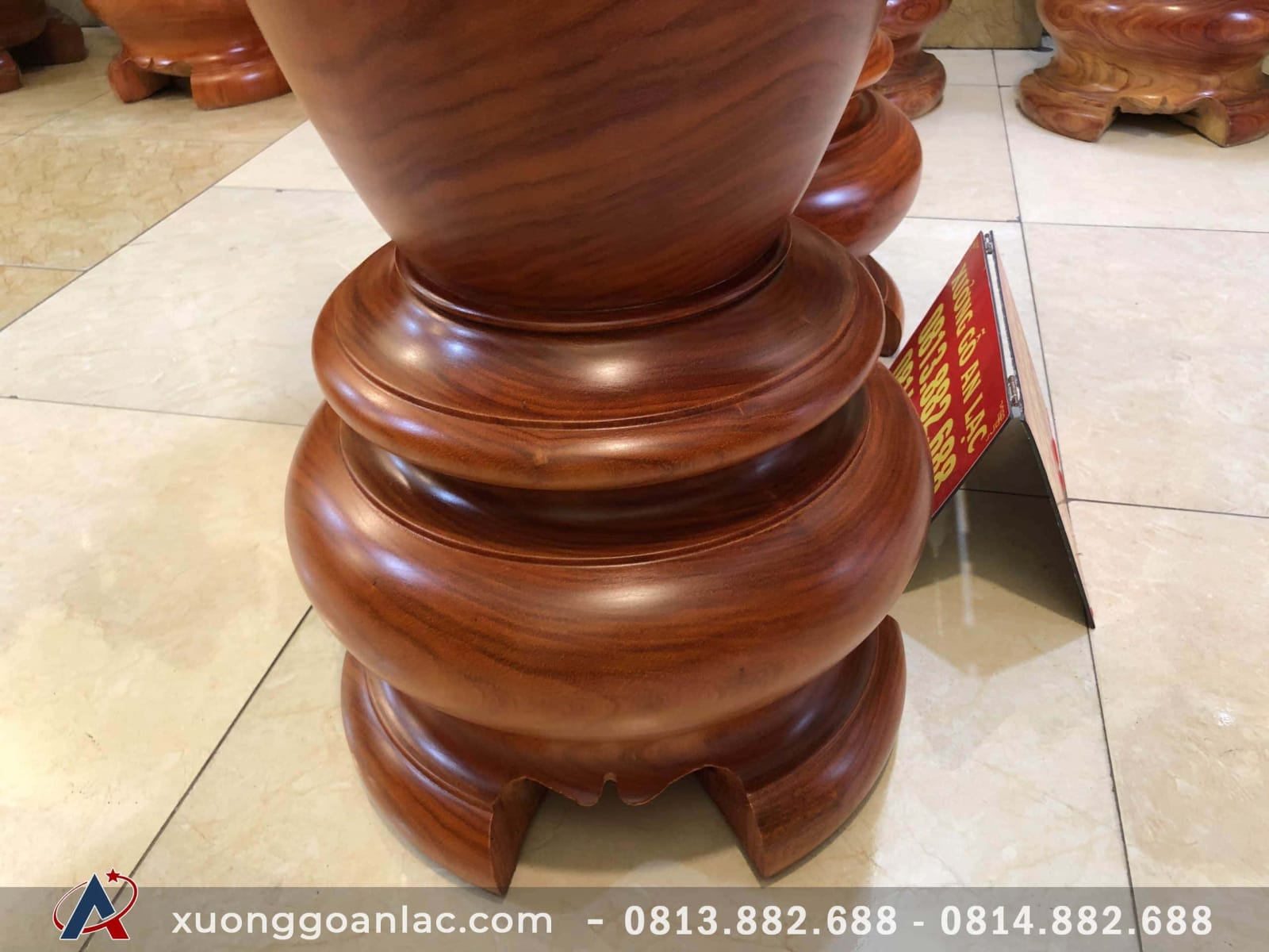 Lục bình 1m4x38cm gỗ Hương đỏ đẹp không tì vết 18 Lục bình 1m4x38cm gỗ Hương đỏ đẹp không tì vết - Ảnh 18