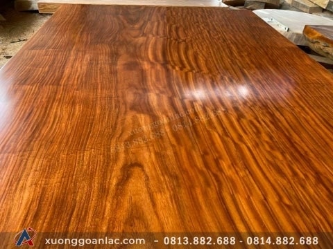 Phản gỗ nguyên khối – thú chơi xa xỉ chỉ dành cho đại gia Việt 10 Gỗ cứng, chắc, nặng, bền, không bị mối mọt, đảm bảo được giá trị theo thời gian