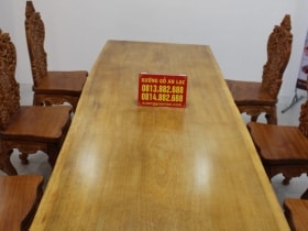 Bàn ăn mặt phe nguyên khối gỗ gõ đỏ 3m03 với 6 ghế louis hoàng gia đục tựa cong 10 Bàn phe nguyên khối ghế louis hoang gia đục tựa cong