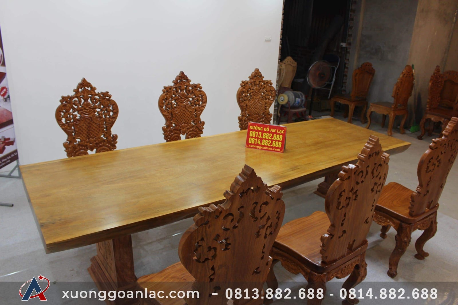 Bàn ăn mặt phe nguyên khối gỗ gõ đỏ 3m03 với 6 ghế louis hoàng gia đục tựa cong 7 bộ bàn ăn nguyên phe