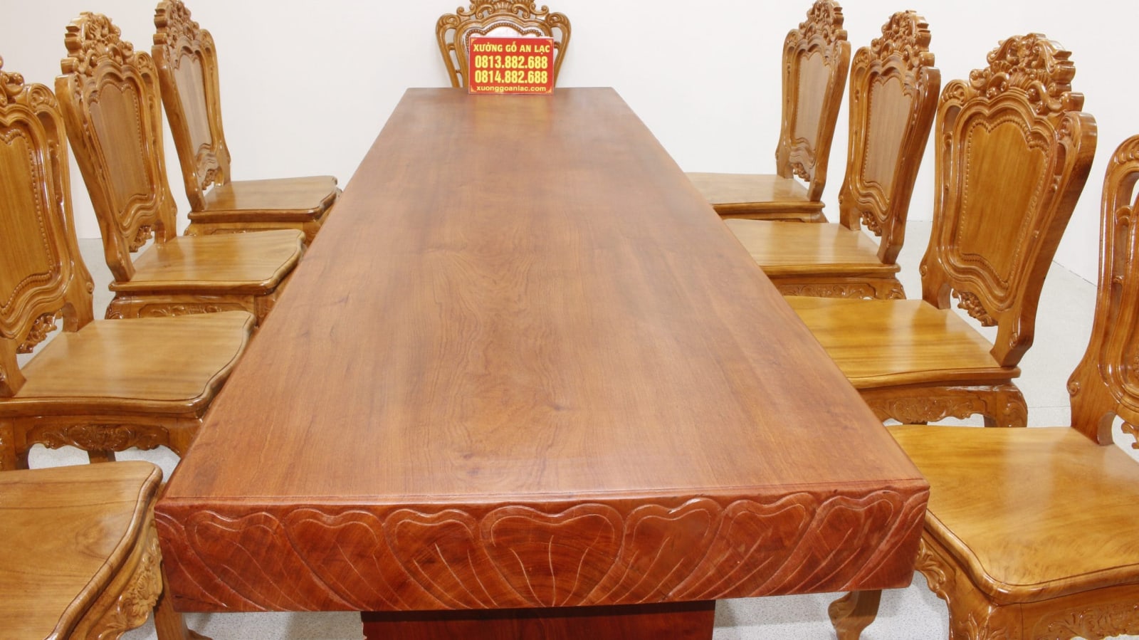 Bộ bàn ăn nguyên khối 10 ghế hoa lá tây gỗ hương đá cao cấp 7 Bộ bàn ăn nguyên khối 10 ghế hoa lá tây gỗ hương đá cao cấp - Ảnh 7