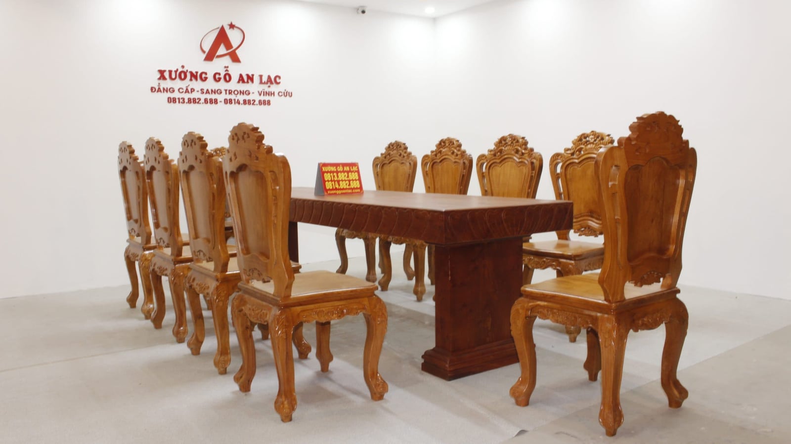 Bộ bàn ăn nguyên khối 10 ghế hoa lá tây gỗ hương đá cao cấp 6 Bộ bàn ăn nguyên khối 10 ghế hoa lá tây gỗ hương đá cao cấp - Ảnh 6
