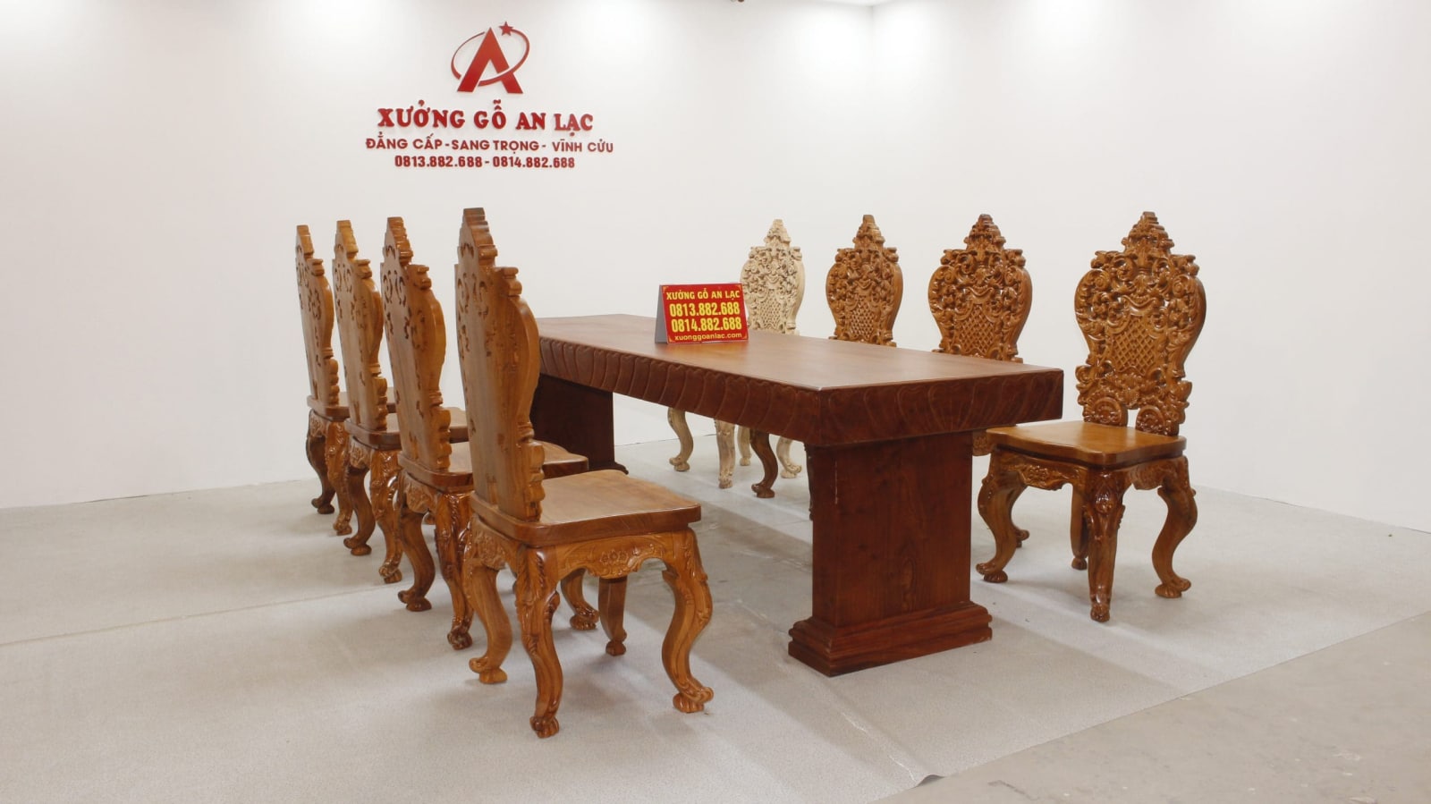 Bộ bàn ăn nguyên khối hương đá đục sen dẹo siêu đẹp với 8 ghế louis hoàng gia vip tựa cong 6 Bộ bàn ăn nguyên khối hương đá đục sen dẹo siêu đẹp với 8 ghế louis hoàng gia vip tựa cong - Ảnh 6