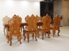 Bộ bàn ăn nguyên khối hương đá đục sen dẹo siêu đẹp với 8 ghế louis hoàng gia vip tựa cong 26 Bo huong da trai tim vs ghe louis hoang gia tua cong 18 scaled
