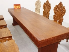 Bộ bàn ăn nguyên khối hương đá đục sen dẹo siêu đẹp với 8 ghế louis hoàng gia vip tựa cong 28 bộ bàn nguyên khối hương đá đục tay
