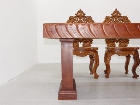 Bộ bàn ăn nguyên khối hương đá đục sen dẹo siêu đẹp với 8 ghế louis hoàng gia vip tựa cong 35 Bo huong da trai tim vs ghe louis hoang gia tua cong 38 scaled