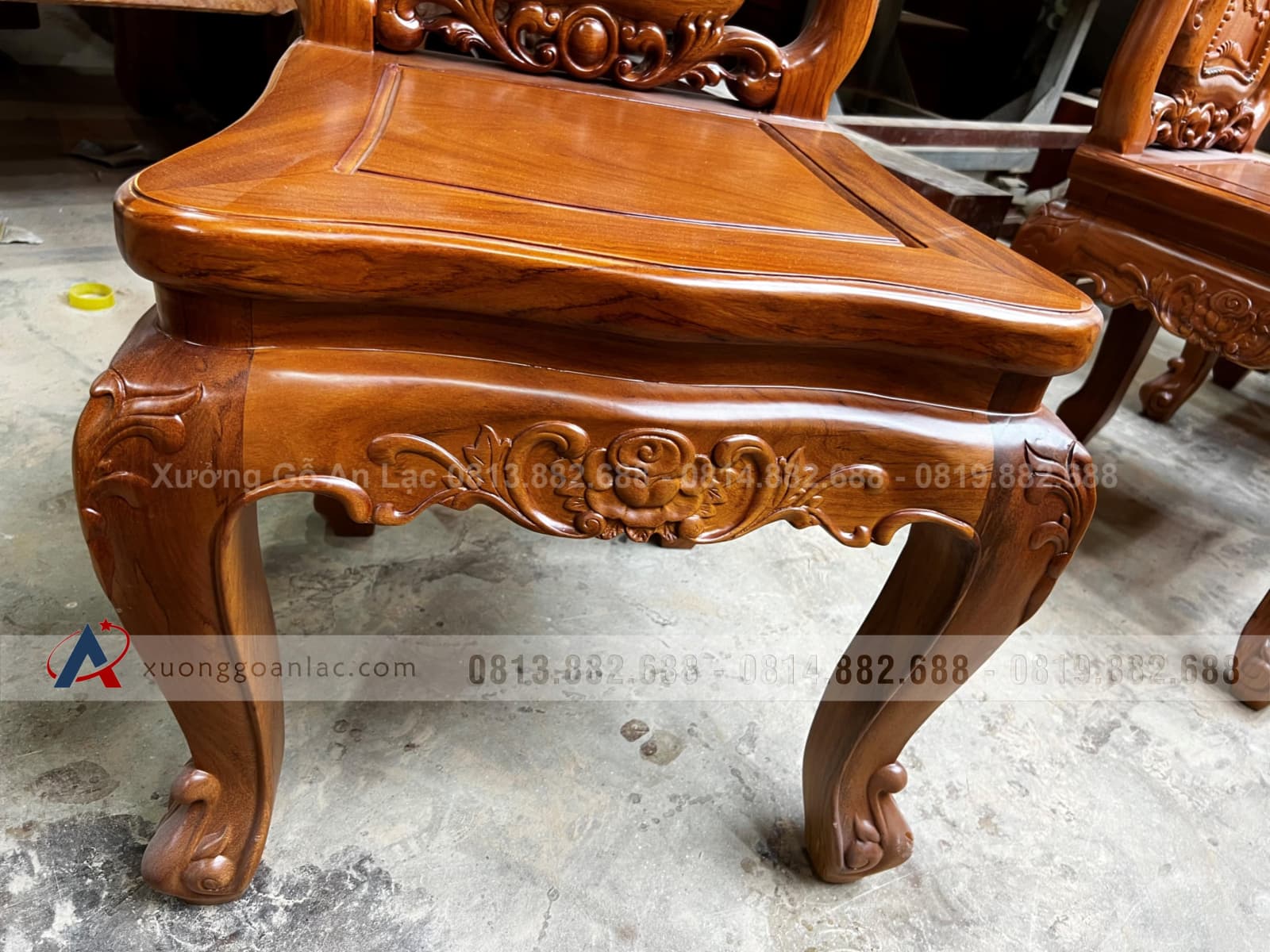 Ghế ăn hồng hạc gỗ gõ đỏ đục 2 mặt thủ công - giá rẻ 4 Ghế ăn hồng hạc gỗ gõ đỏ đục 2 mặt thủ công - giá rẻ - Ảnh 4