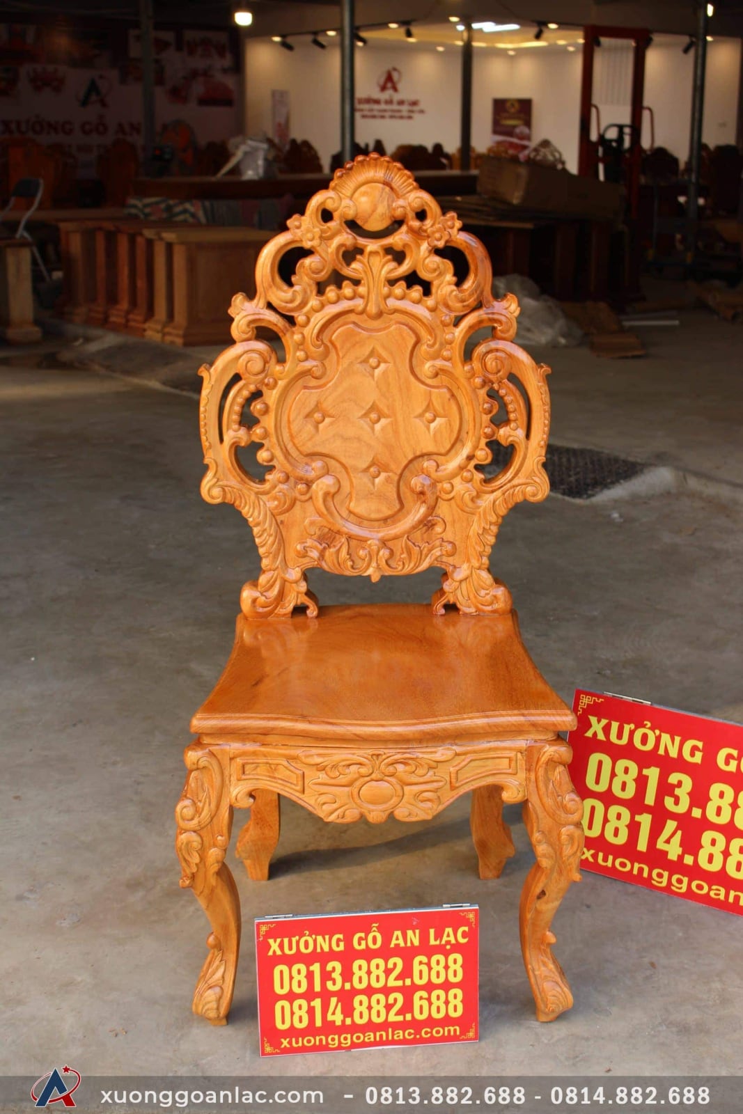 Siêu phẩm bàn ăn nguyên khối 303x103x12cm với 8 ghế hoàng gia vip tựa cong gỗ gõ đỏ 26 ghế ăn Hoàng gia vip tựa cong