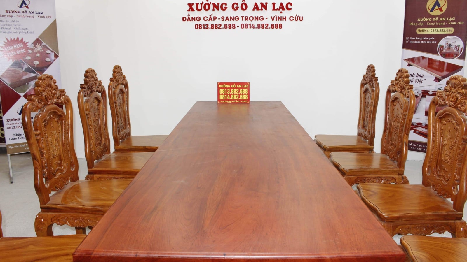 Bộ bàn ăn nguyên khối gỗ hương đá 290x83x15cm với 8 ghế louis hoa hồng đục hai mặt siêu vip 5 bàn ăn nguyên khối