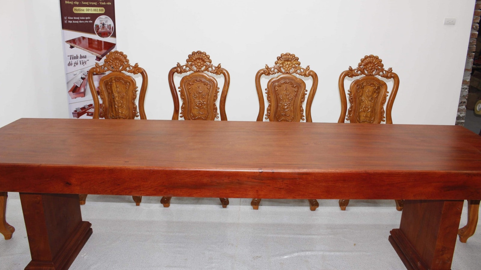 Bộ bàn ăn nguyên khối gỗ hương đá 290x83x15cm với 8 ghế louis hoa hồng đục hai mặt siêu vip 8 Bàn nguyên khối gỗ hương đá vs ghế luois hoa hồng