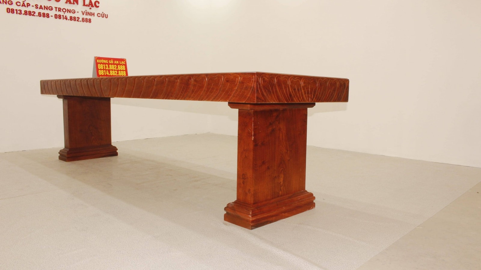 Bàn nguyên khối gỗ hương đá 2m86x83cmx15cm siêu vip 5 Bàn nguyên khối gỗ hương đá 2m86x83cmx15cm siêu vip - Ảnh 5