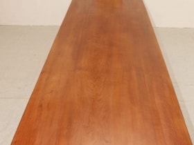 Bàn nguyên khối gỗ hương đá 2m86x83cmx15cm siêu vip 27 Mat ban nguyen khoi go huong da duc tay hinh trai tim van sieu dinh 2m86x83cmx15cm 10 scaled