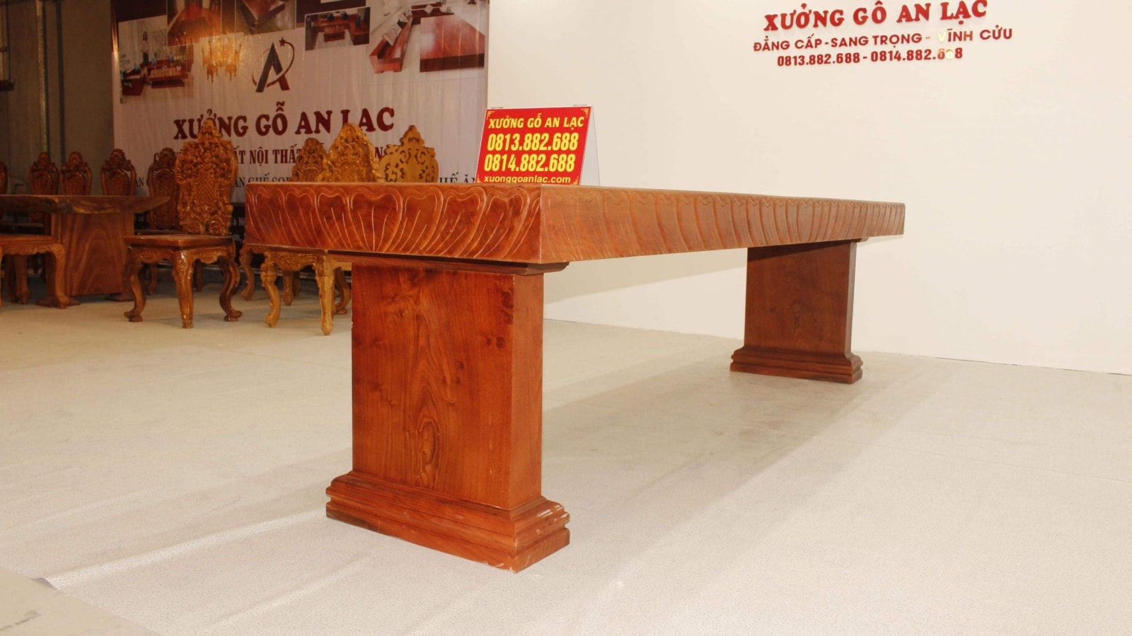 Bàn nguyên khối gỗ hương đá 2m86x83cmx15cm siêu vip 15 Bàn nguyên khối gỗ hương đá 2m86x83cmx15cm siêu vip - Ảnh 15