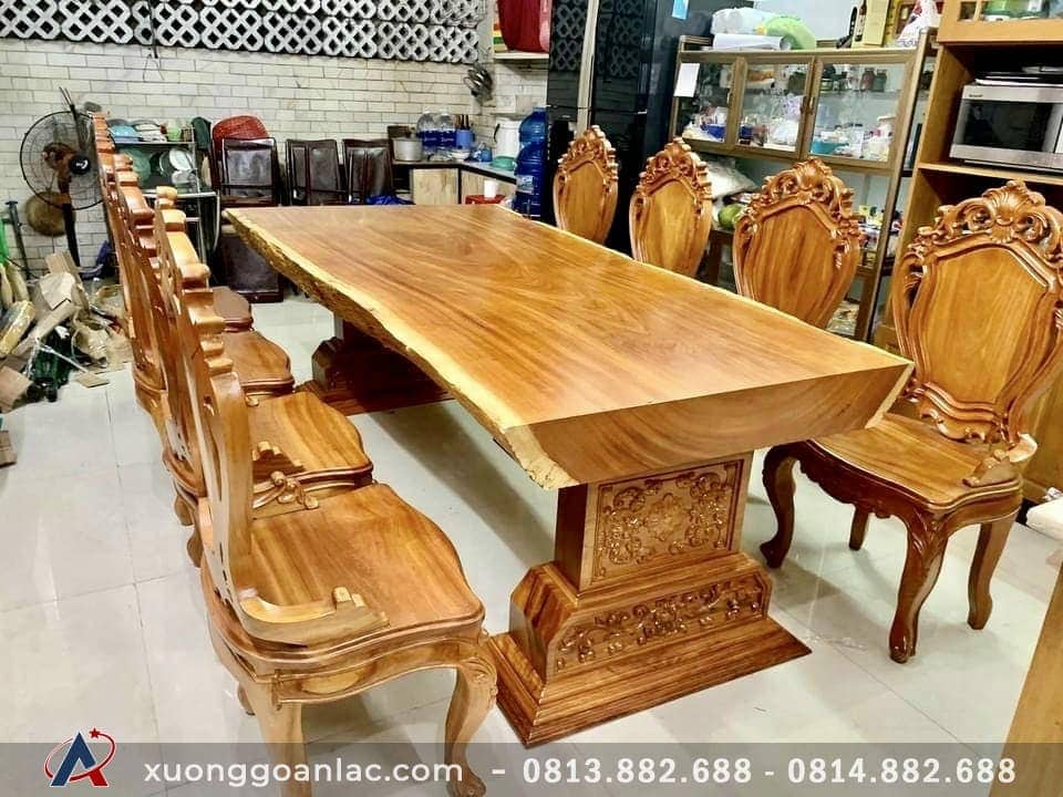 Bộ bàn ăn nguyên tấm gỗ cẩm hồng 8 ghế hoa lá tây (Anh Quân, Bắc Giang) 9 bàn ăn nguyên khối 8 ghế louis