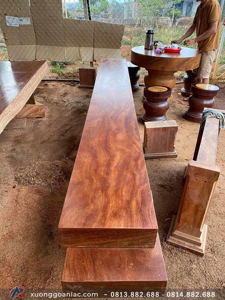 Bộ bàn ghế K3 gỗ cẩm hồng nguyên khối 320x133x16cm (Anh Hòa, Đồng Nai) 4 Bộ bàn ghế K3 gỗ cẩm hồng nguyên khối 320x133x16cm (Anh Hòa, Đồng Nai) - Ảnh 4