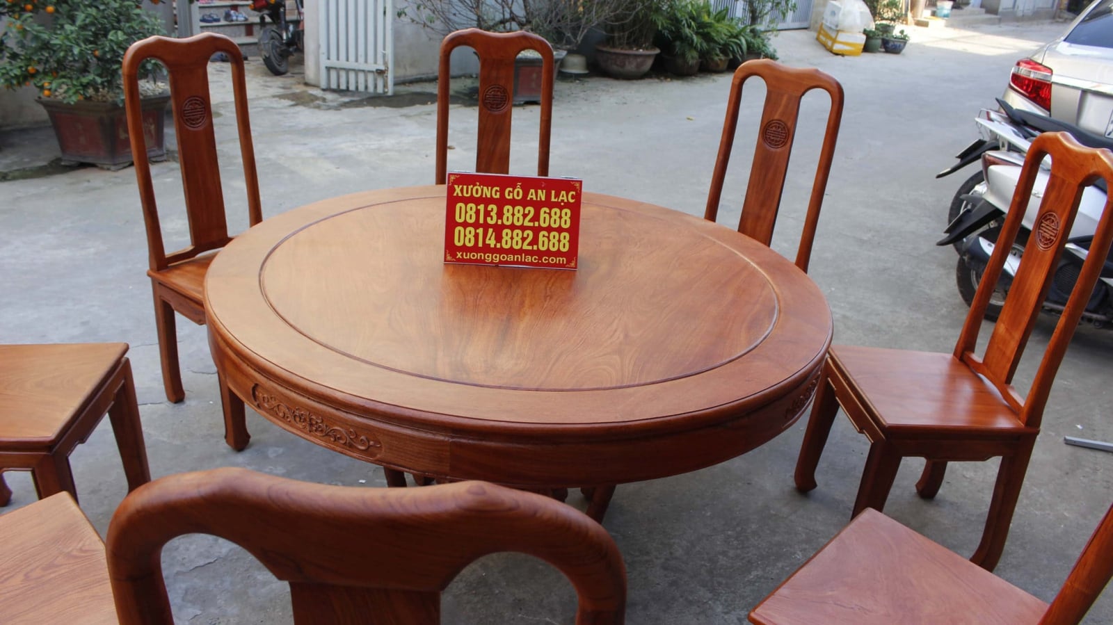 Bộ bàn ăn tròn khuôn tranh hương đá vs 8 ghế chữ thọ cực vip 5 bàn hương đá hoa lá tây vs ghế chữ thọ
