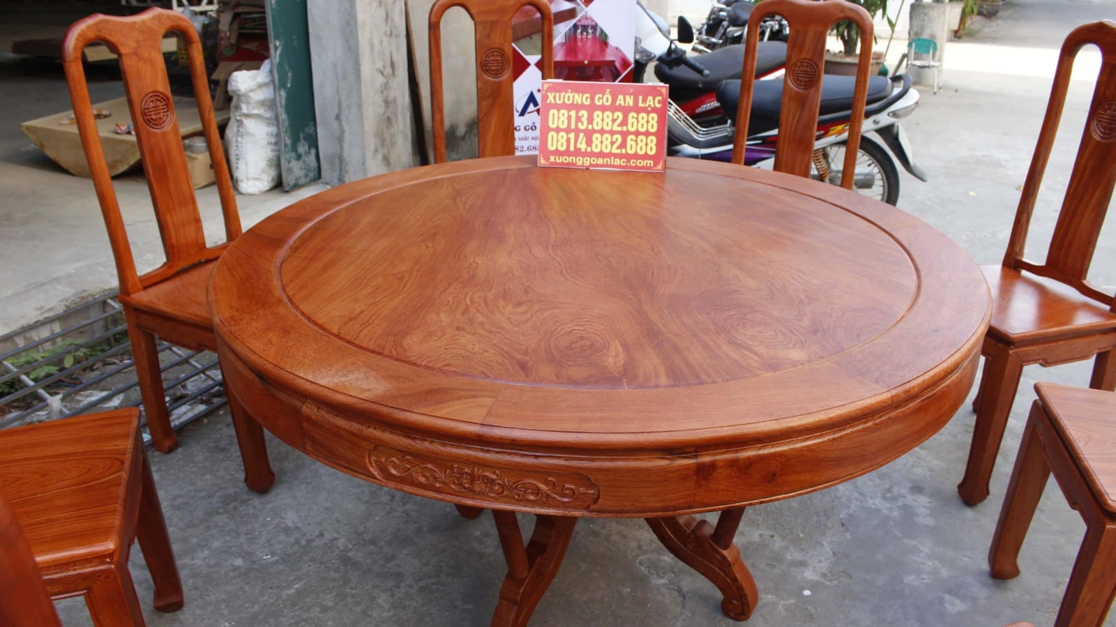 Bộ bàn ăn tròn khuôn tranh hương đá vs 8 ghế chữ thọ cực vip 6 bàn hương đá hoa lá tây vs ghế chữ thọ